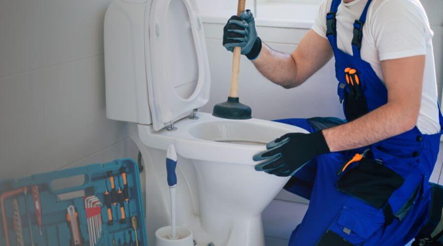 Professional expert plumbing services in Dundee, IA